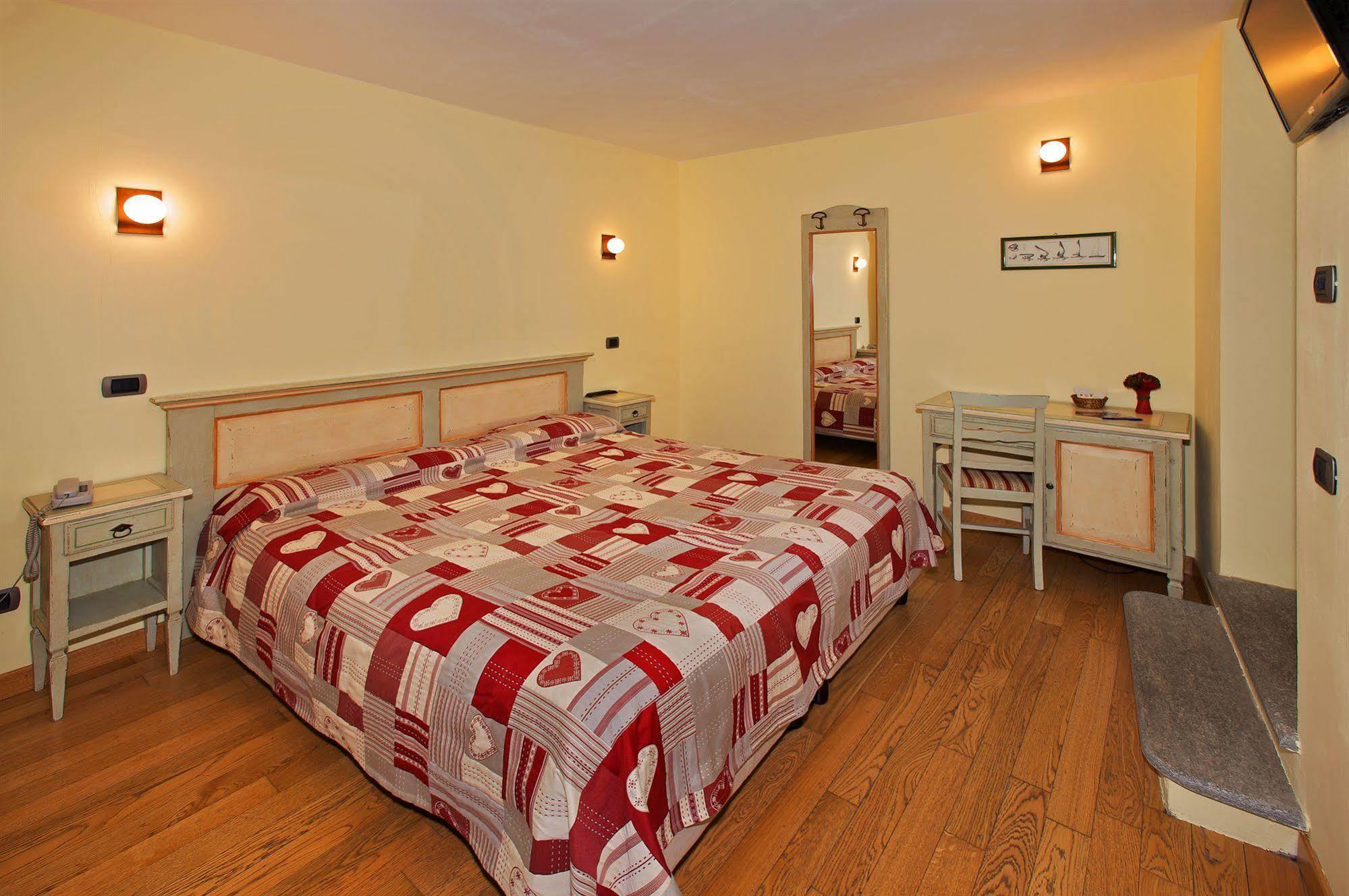 Hotel Chez Toi